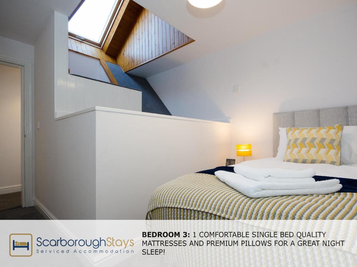 Hibernia Place, 3 Bedroom Townhouse With Patio & Seating Area - Free Parking Scarborough Exterior foto