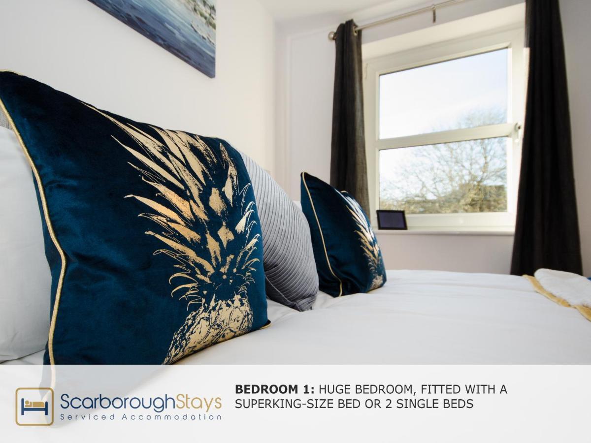 Hibernia Place, 3 Bedroom Townhouse With Patio & Seating Area - Free Parking Scarborough Exterior foto